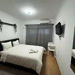 Guest house Oriente Station Airport Lisbon