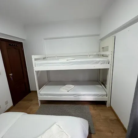 Oriente Station Airport Guest house *