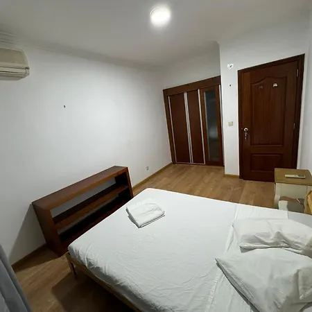 Guest house Oriente Station Airport